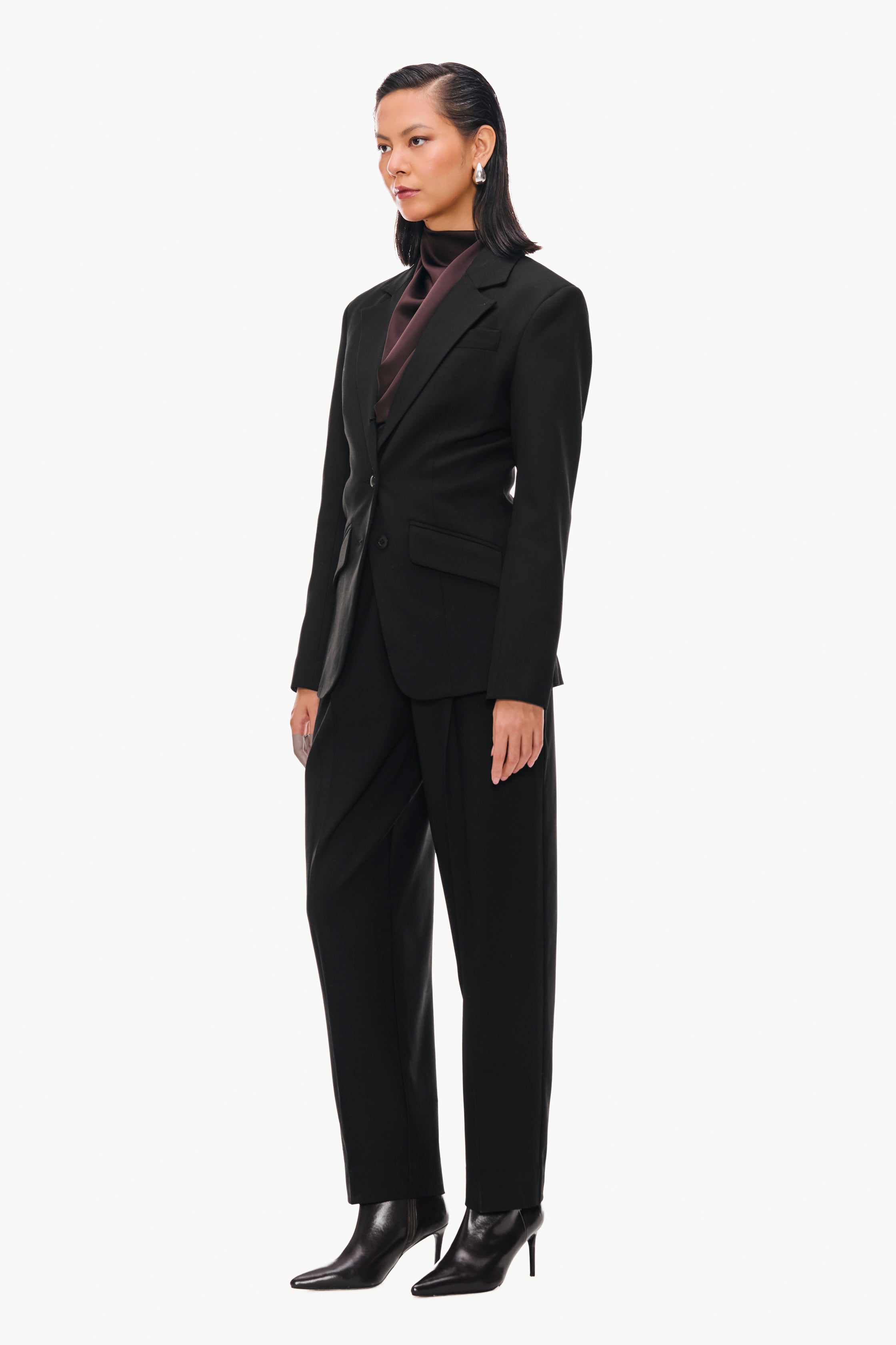 Classic 3-Roll-2 Jacket