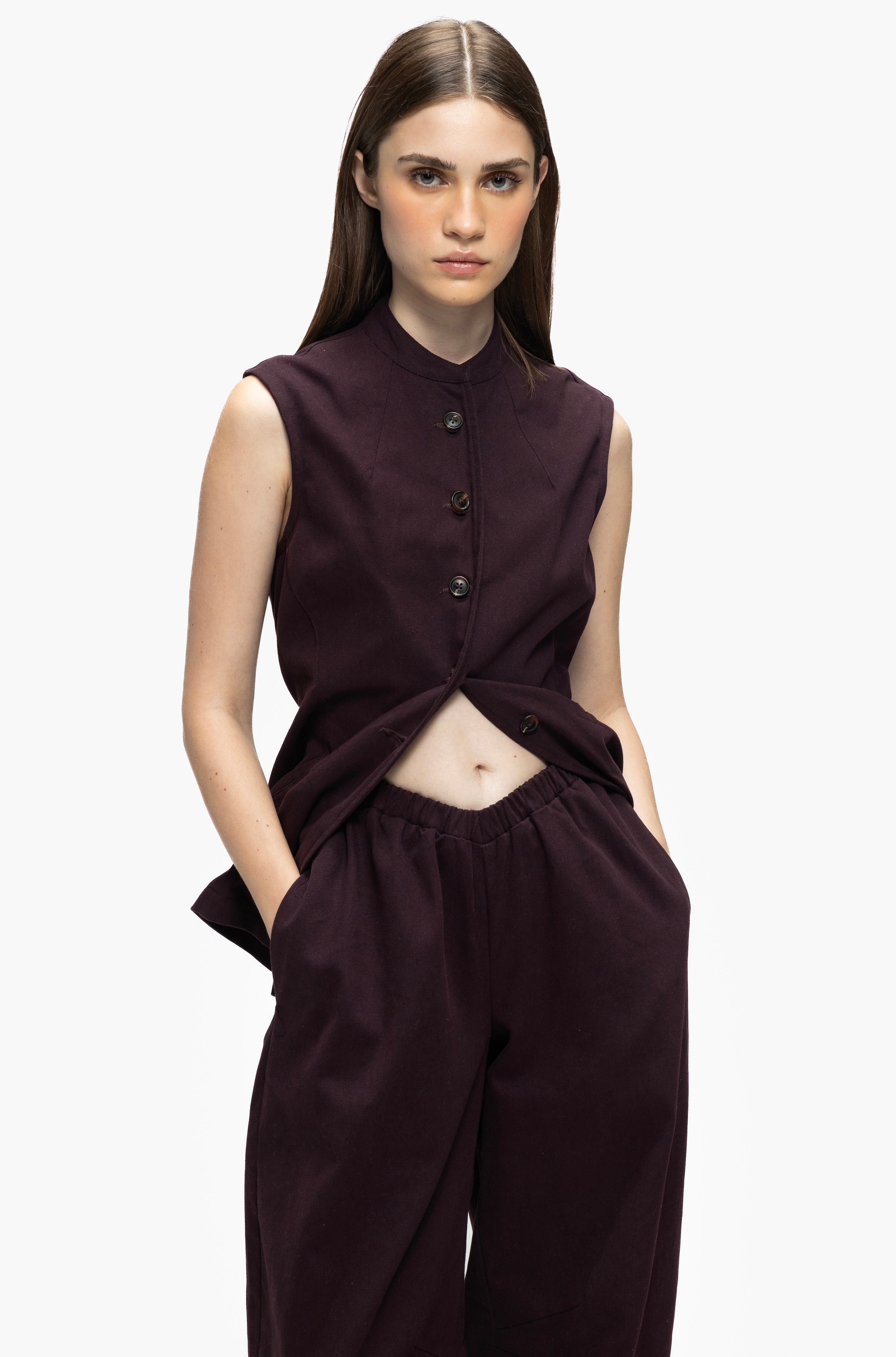 V-waist Pants