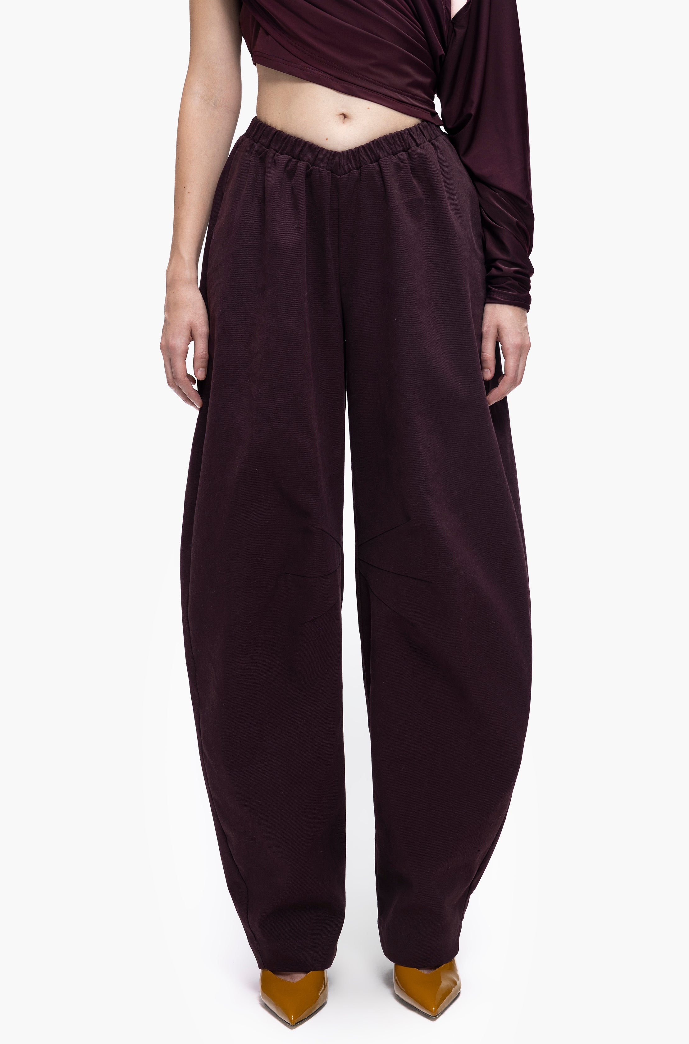 V-waist Pants